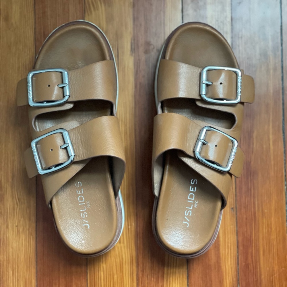 J/ Slides platform sandal. Size 8.